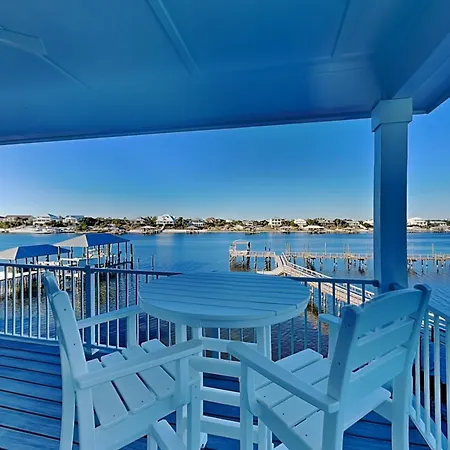 Villa Yacht Harbor House
